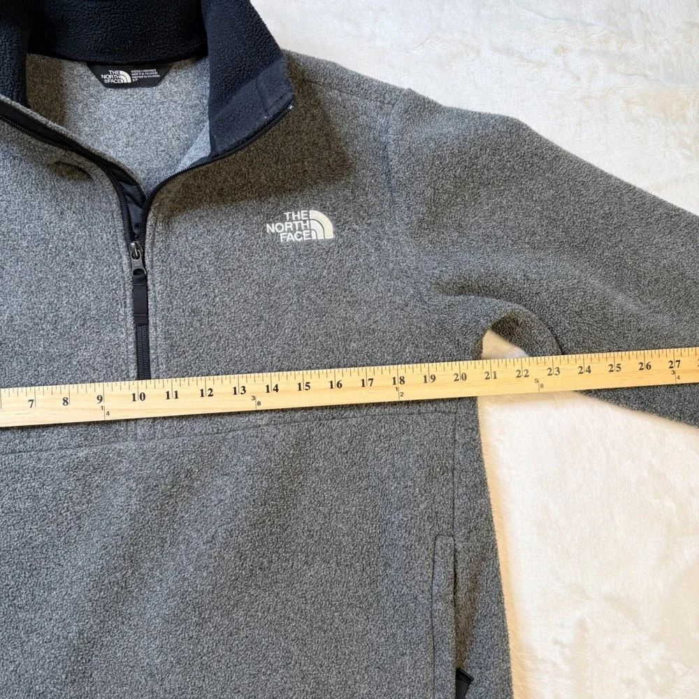 The North Face Gordon Lyons Quarter Zip Fleece Pullover Gray Mens outdoor hike S